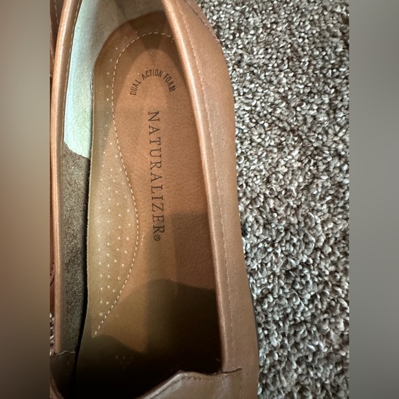 Naturalizer Natural Flex Dual Action Foam Loafers 7.5 - Picture 6 of 8